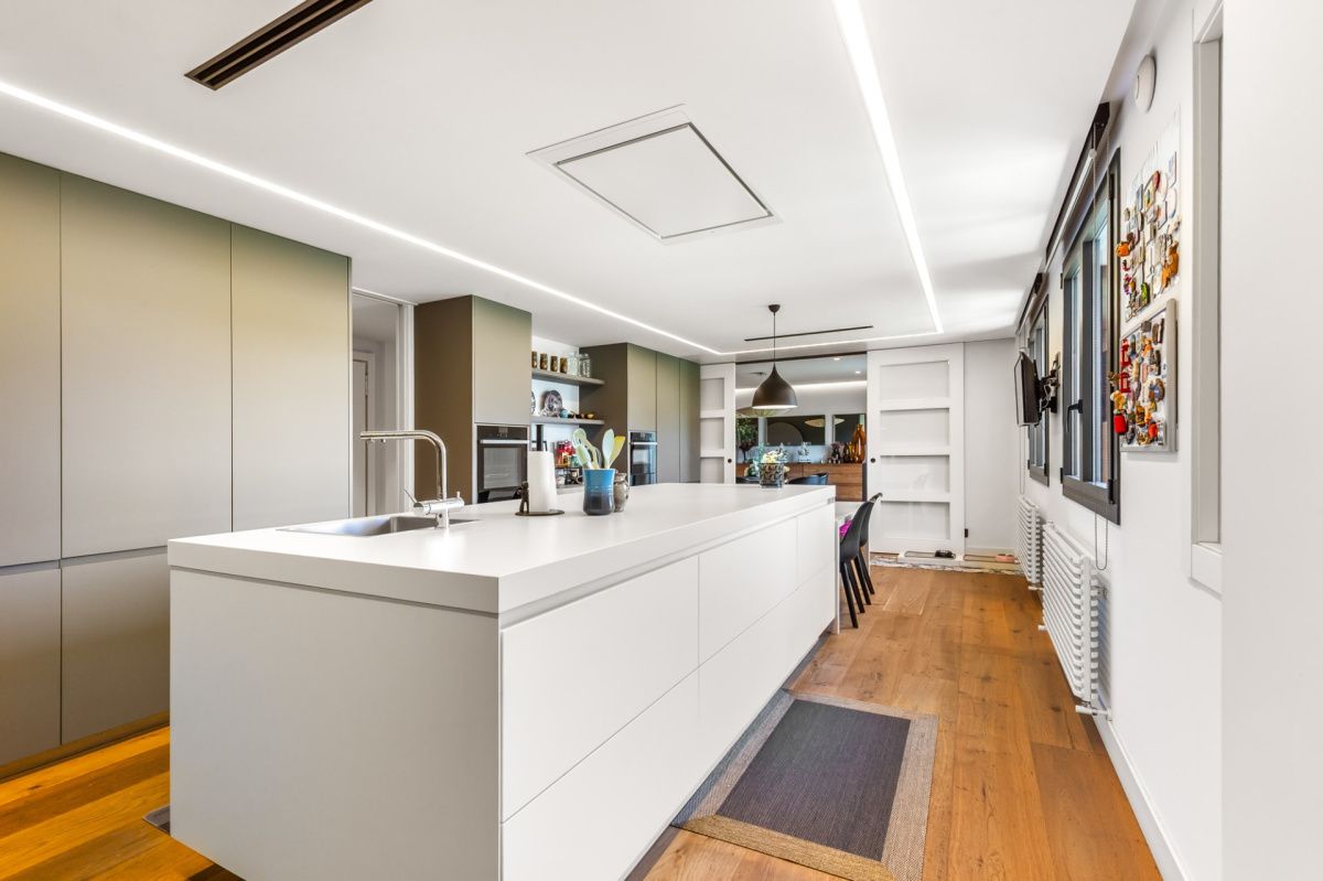 Piso en Barcelona, España, 356 m² - imagen 2