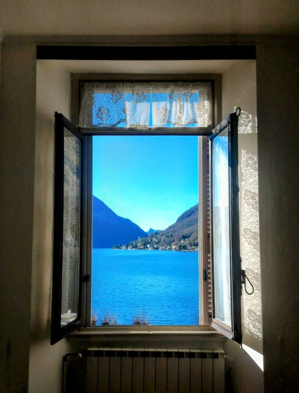 Piso en Porlezza, Italia, 85 m² - imagen 1
