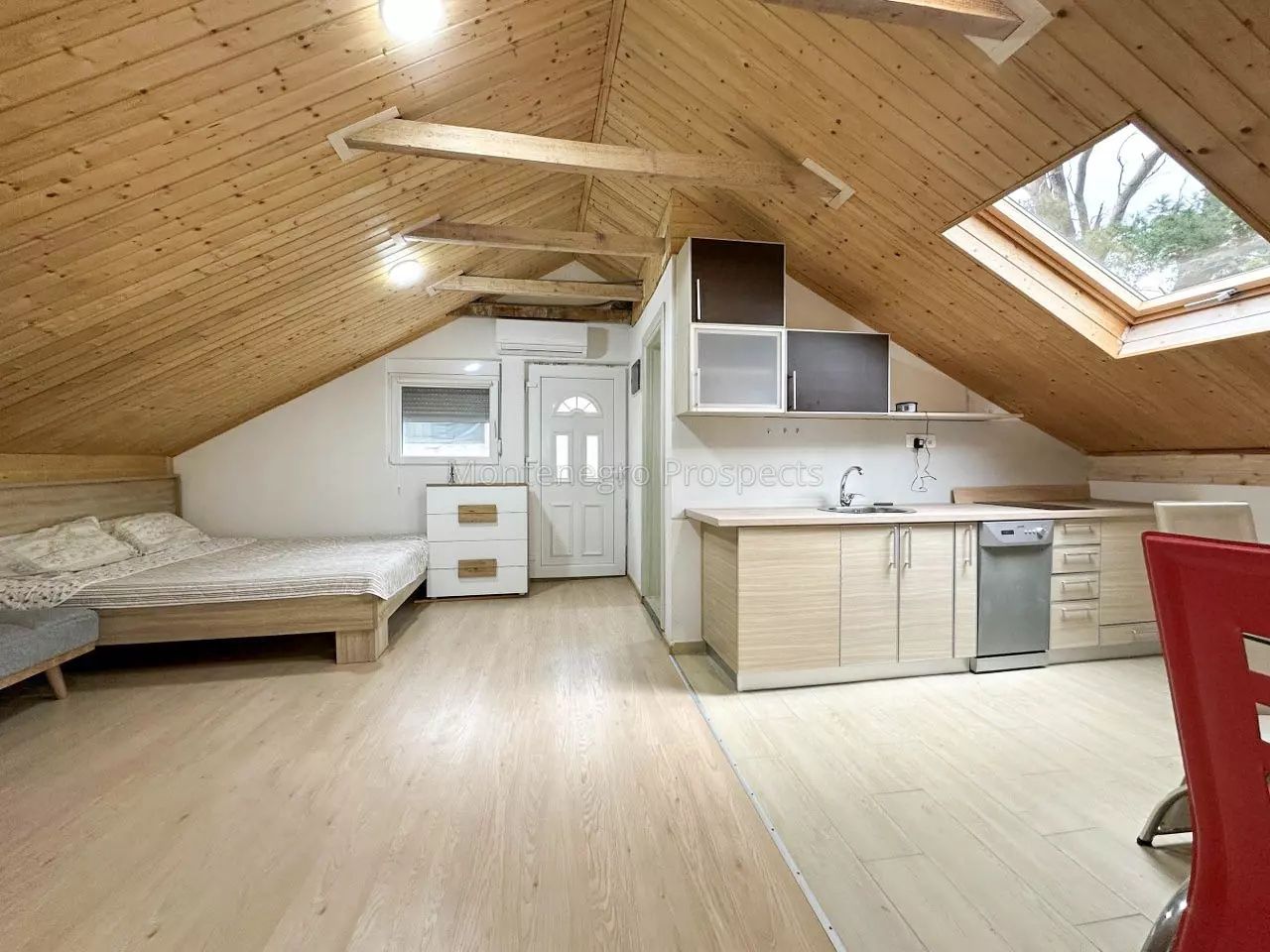 Haus in Bar, Montenegro, 98 m² - Foto 3