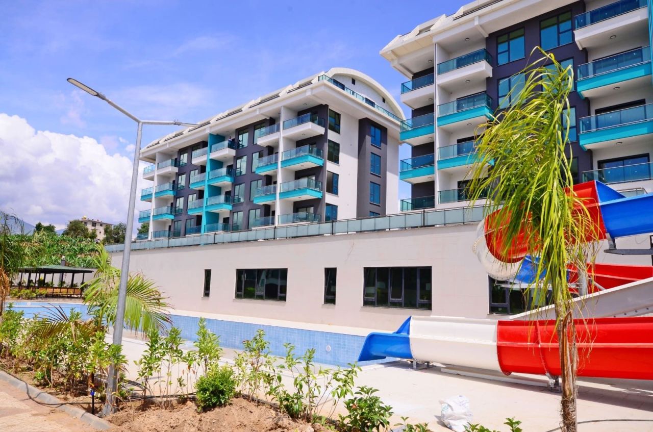Flat in Alanya, Turkey, 55 m² - picture 1