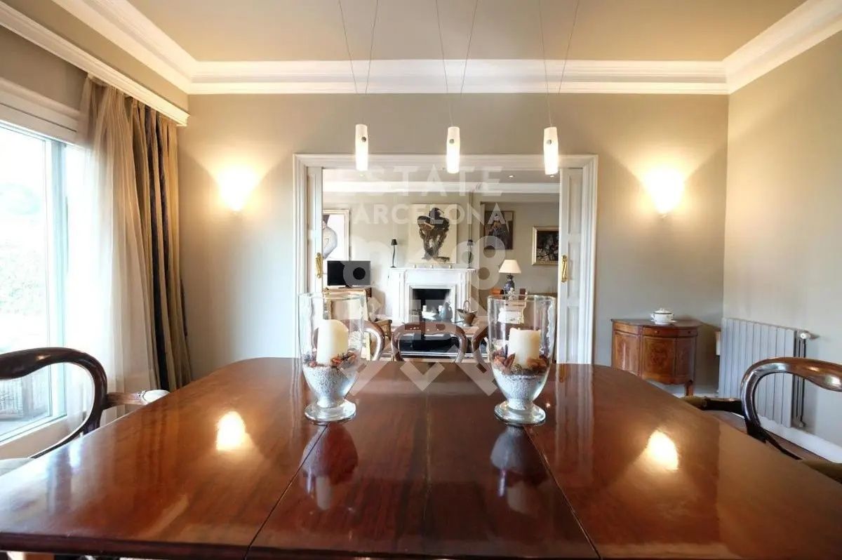 Casa en Barcelona, España, 520 m² - imagen 6