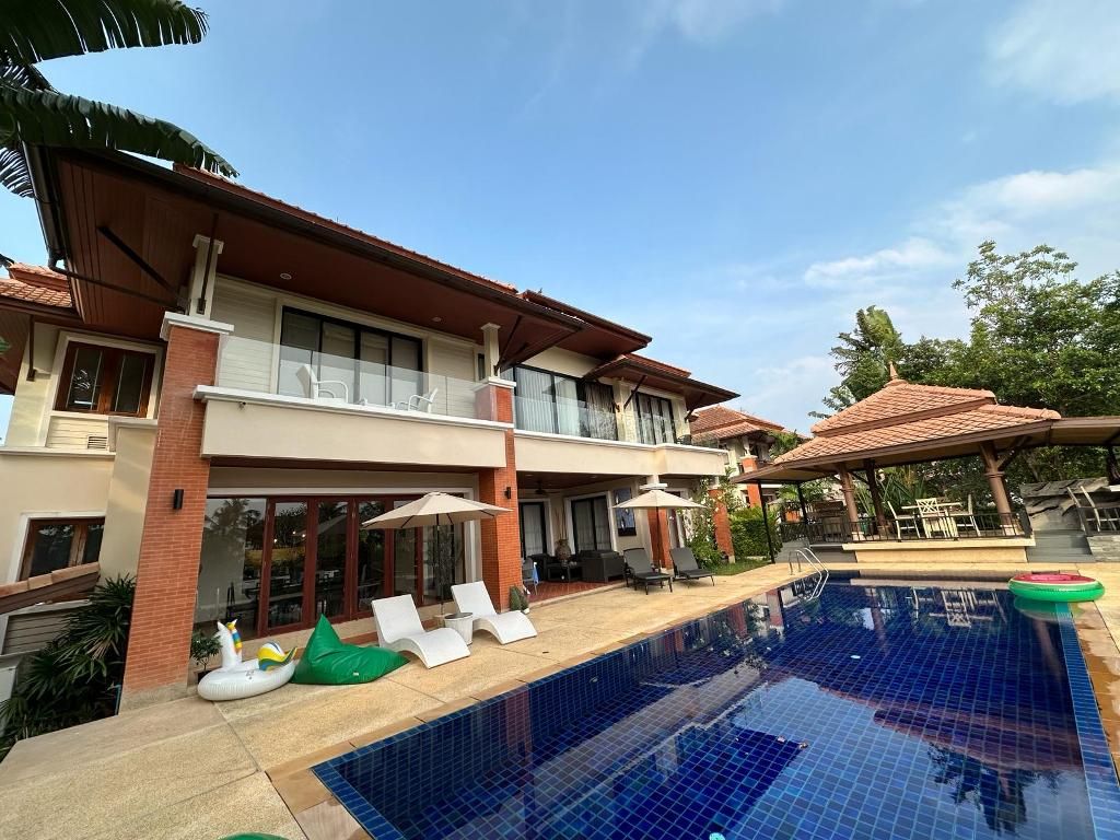 Villa in Phuket, Thailand, 605 m² - Foto 1