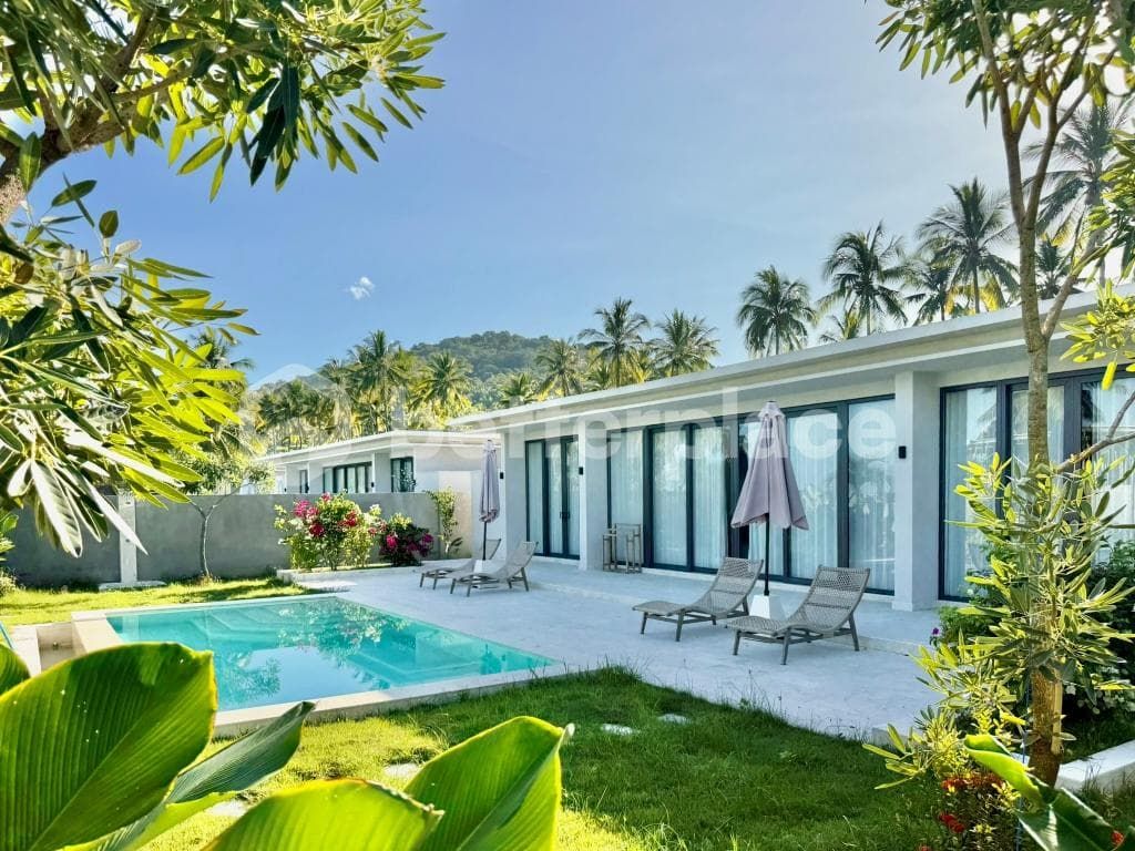 Villa in Sumbawa, Indonesien, 228 m² - Foto 1
