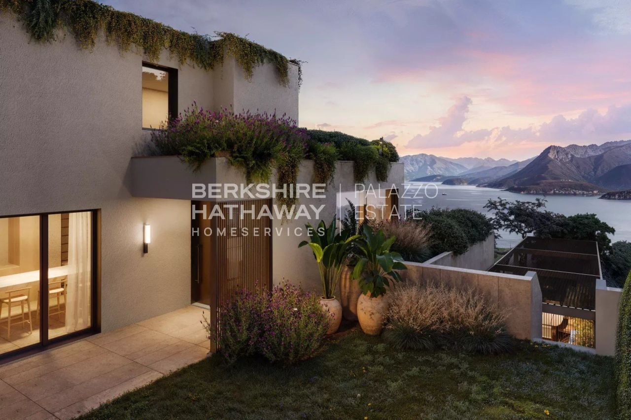 Villa in Stresa, Italien, 400 m² - Foto 1