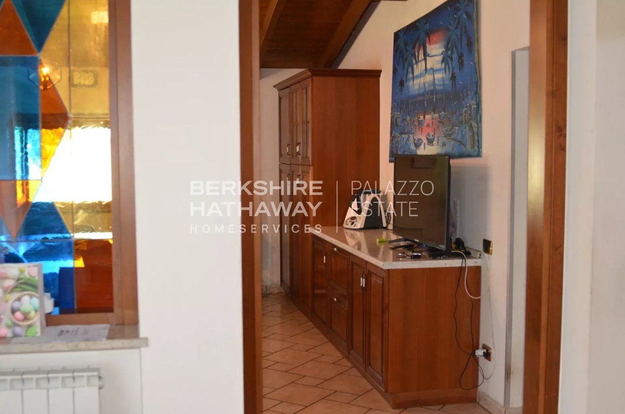 Villa in Novara, Italy, 319 m² - picture 9