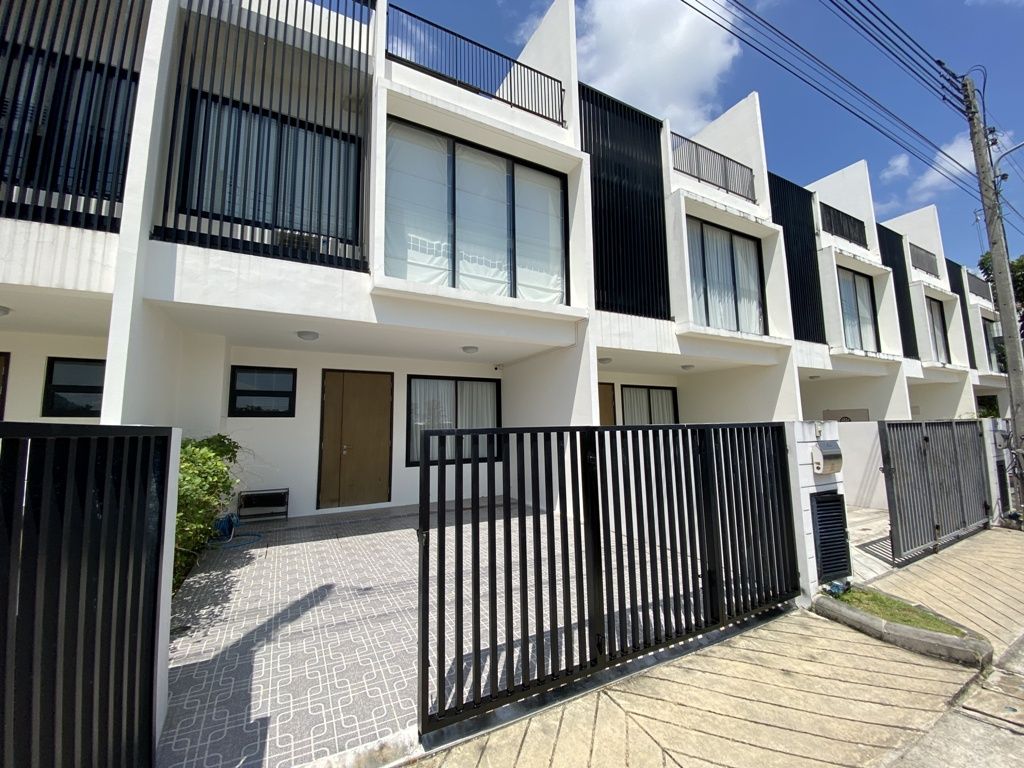 Maison urbaine à Phuket, Thaïlande, 100 m² - image 1