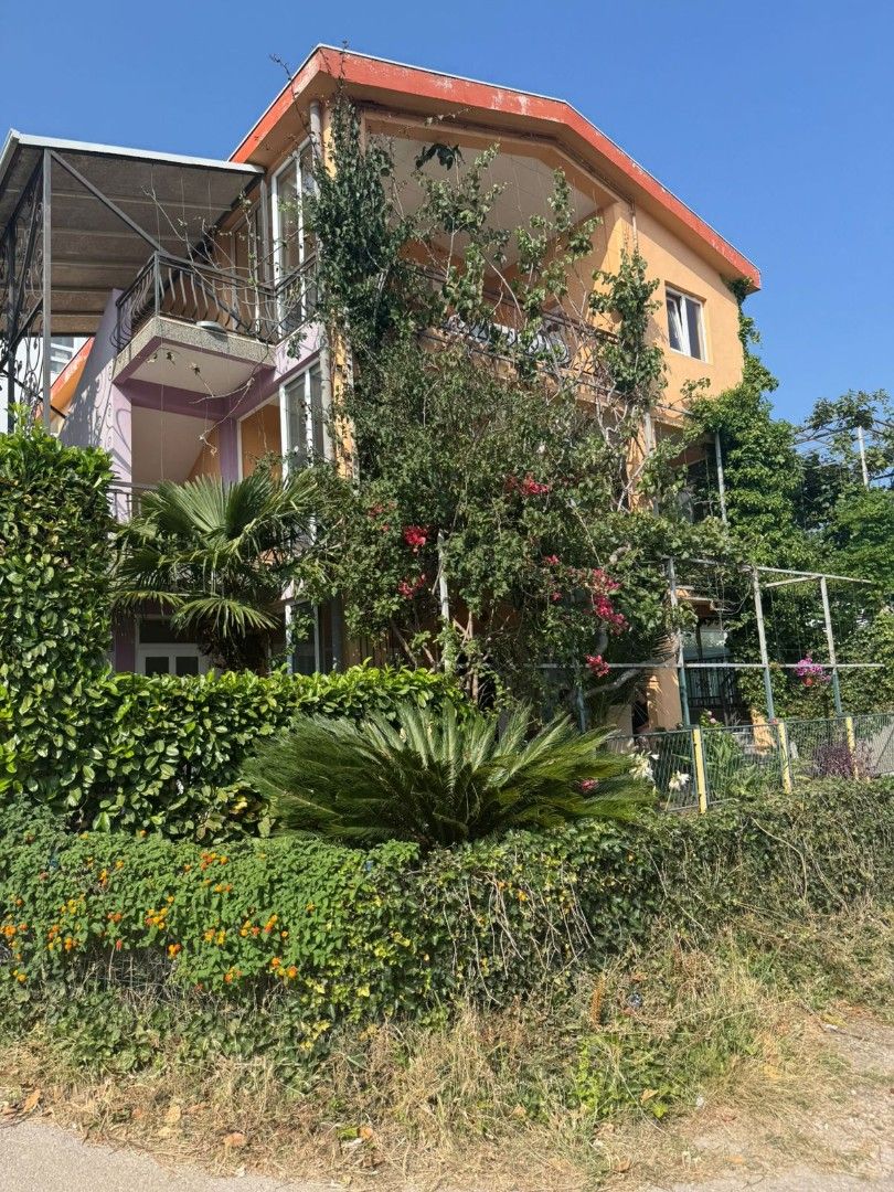 House in Sutomore, Montenegro, 400 m² - picture 1