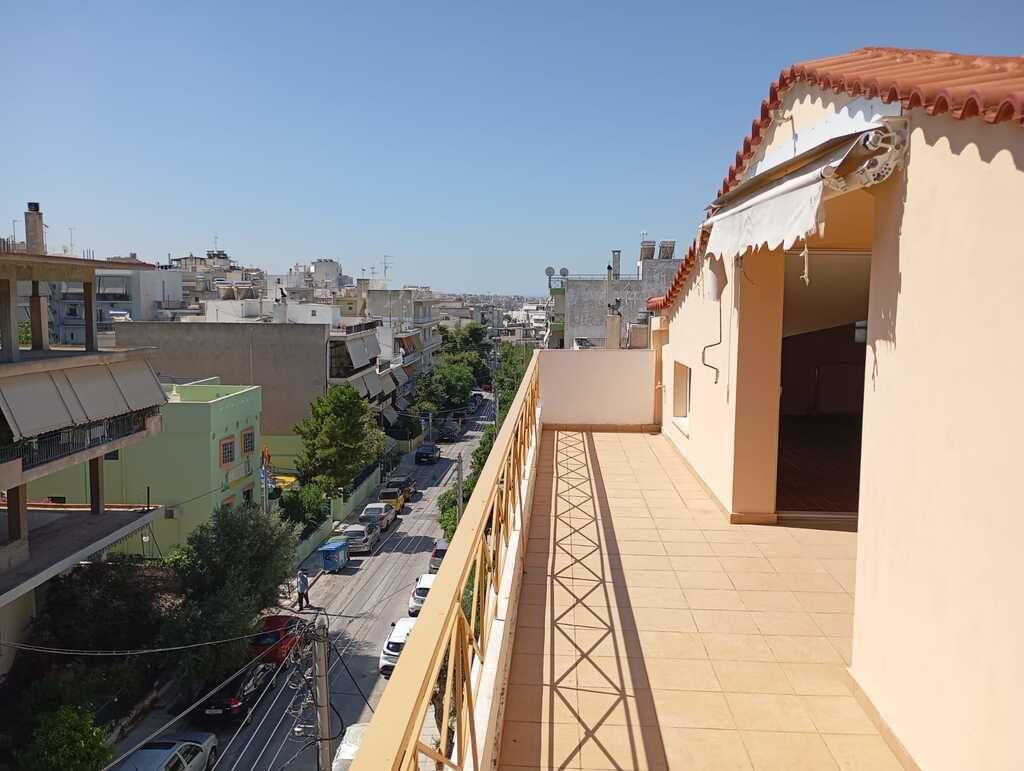 Flat in Glyfada, Greece, 101 m² - picture 1