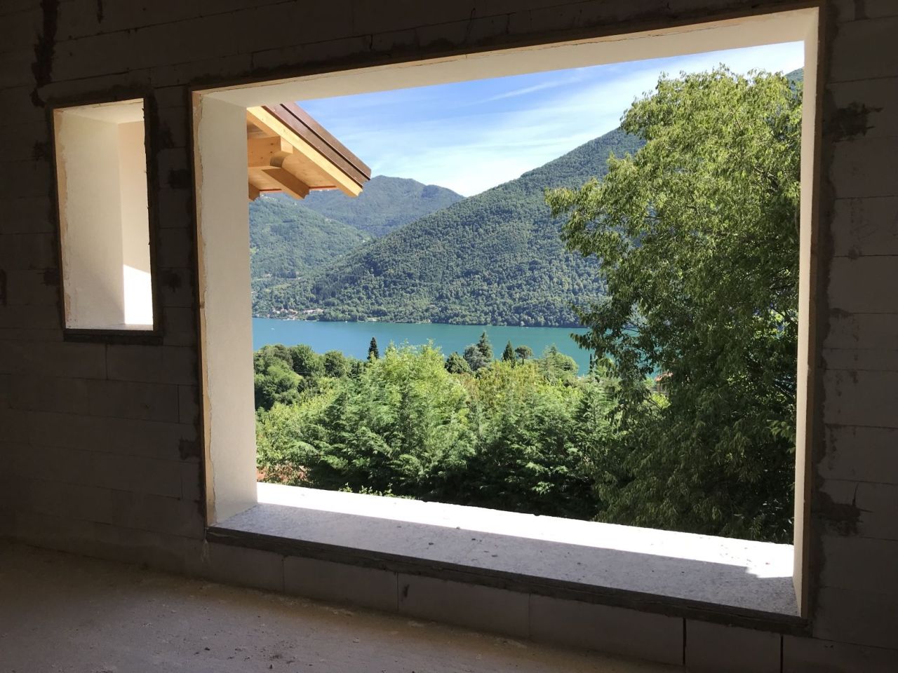 Villa in Valsolda, Italy, 330 m² - picture 1