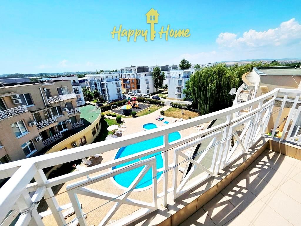 Appartement à Slantchev Briag, Bulgarie, 60 m² - image 1