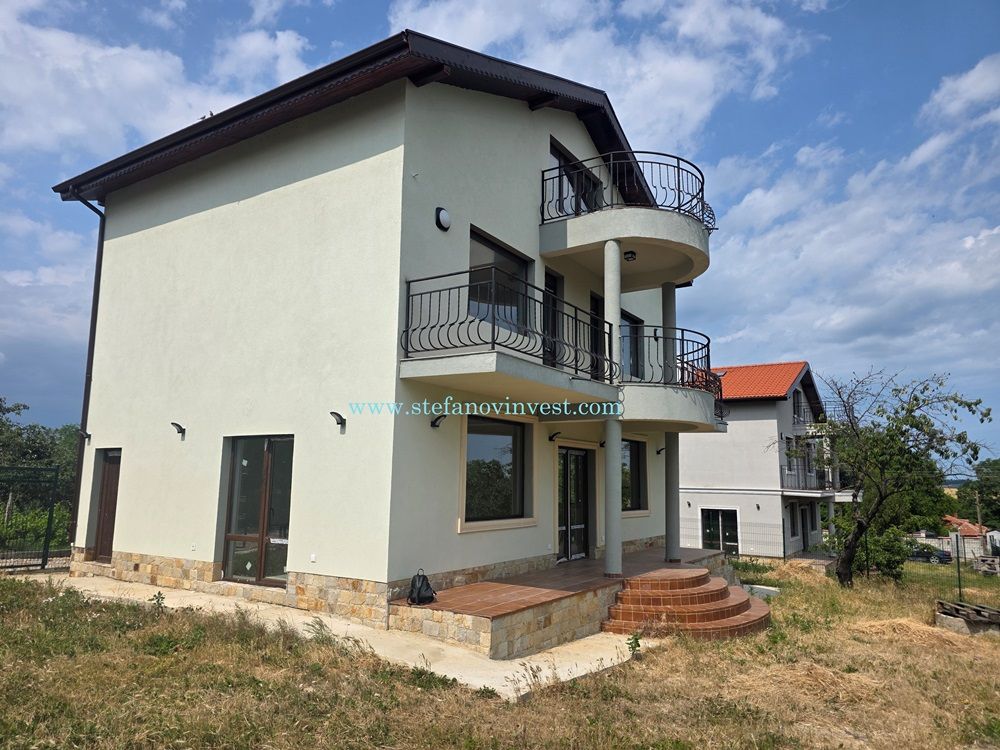 Casa a Varna, Bulgaria, 245 m² - foto 2