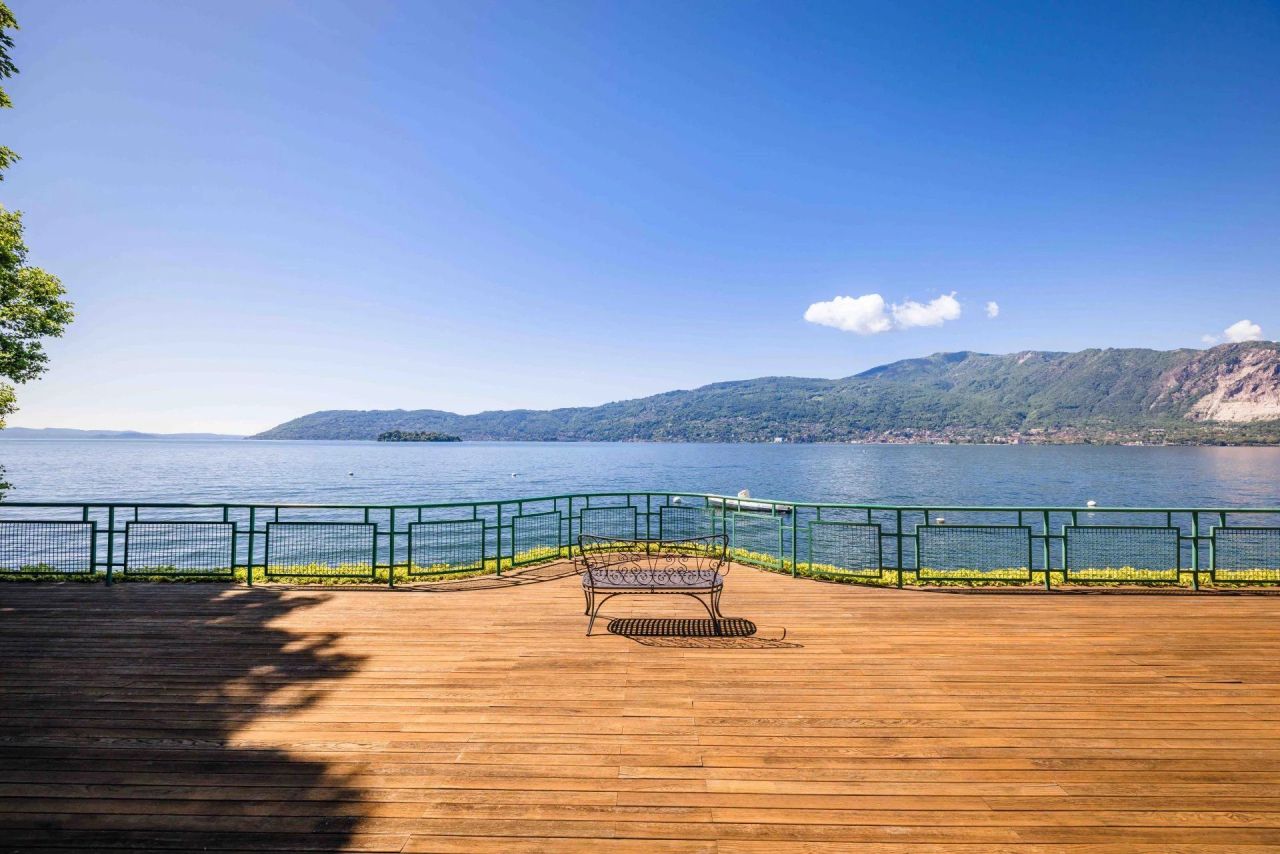Villa in Verbania, Italien, 558 m² - Foto 1