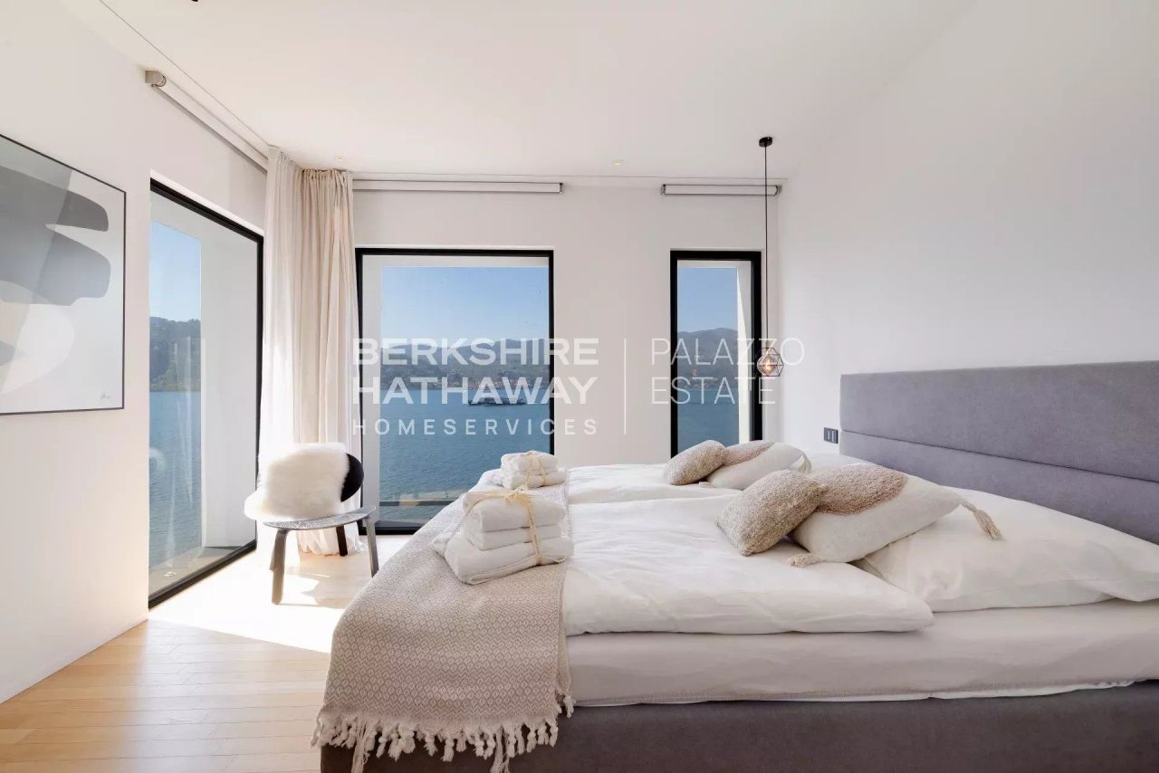 Villa à Angera, Italie, 750 m² - image 14