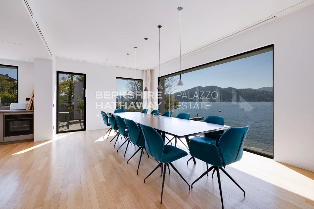 Villa à Angera, Italie, 750 m² - image 7