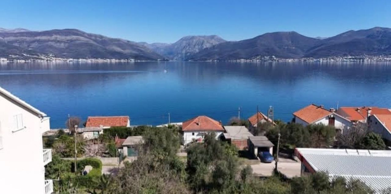 Terreno en Krasici, Montenegro, 966 m² - imagen 1