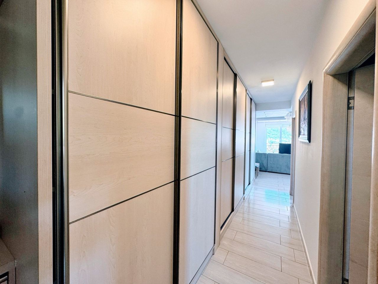 Flat in Budva, Montenegro, 75 m² - picture 8