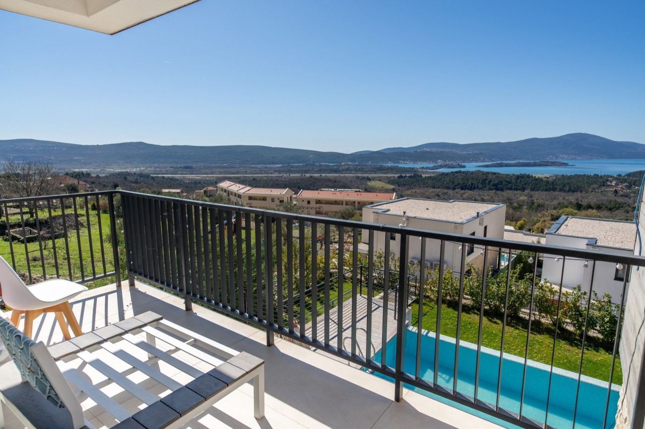 Villa en Kotor, Montenegro, 180 m² - imagen 11