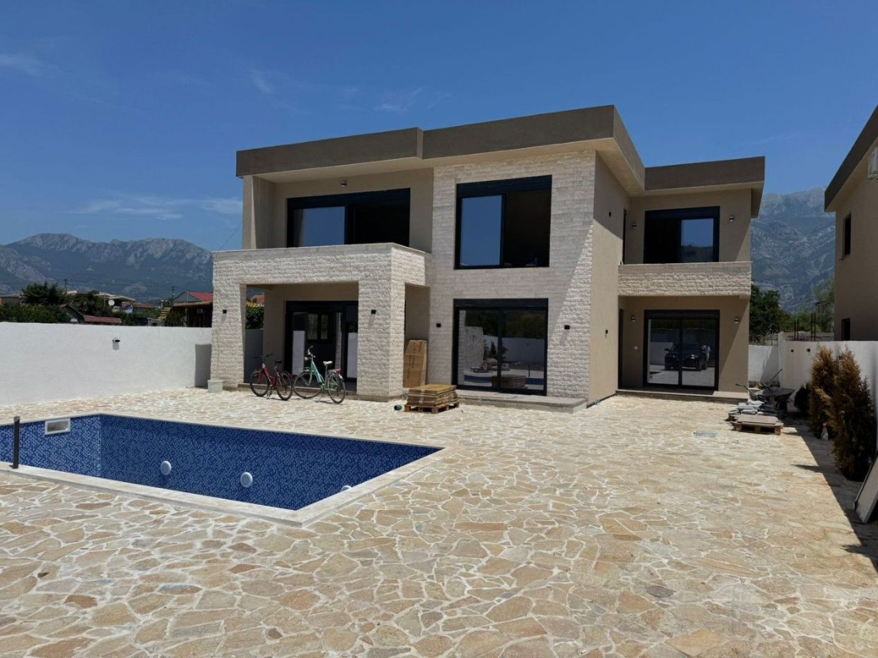 Maison au Bar, Monténégro, 232 m² - image 1