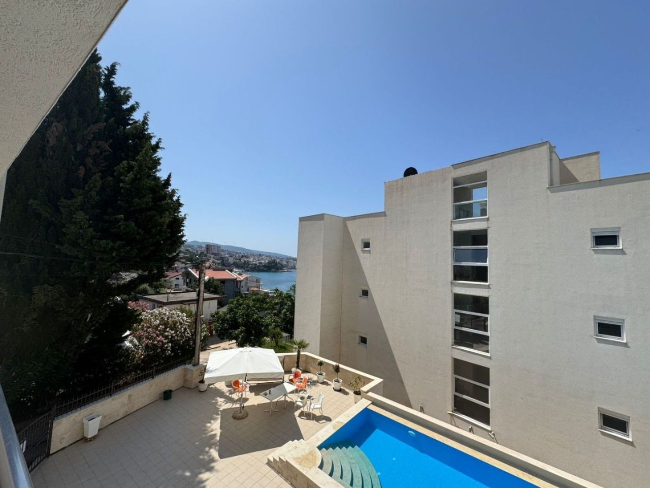 Appartement à Dobra Voda, Monténégro, 81 m² - image 1