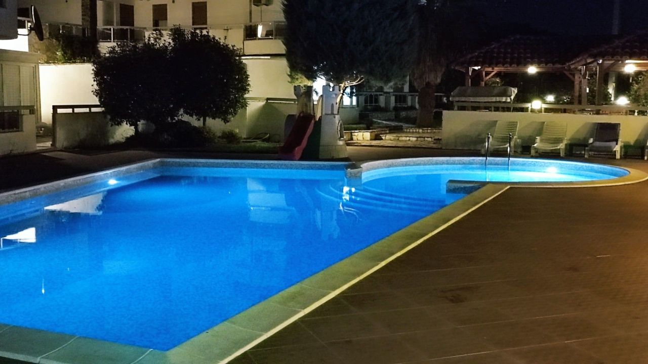 Appartamento a Dobra Voda, Montenegro, 104 m² - foto 9