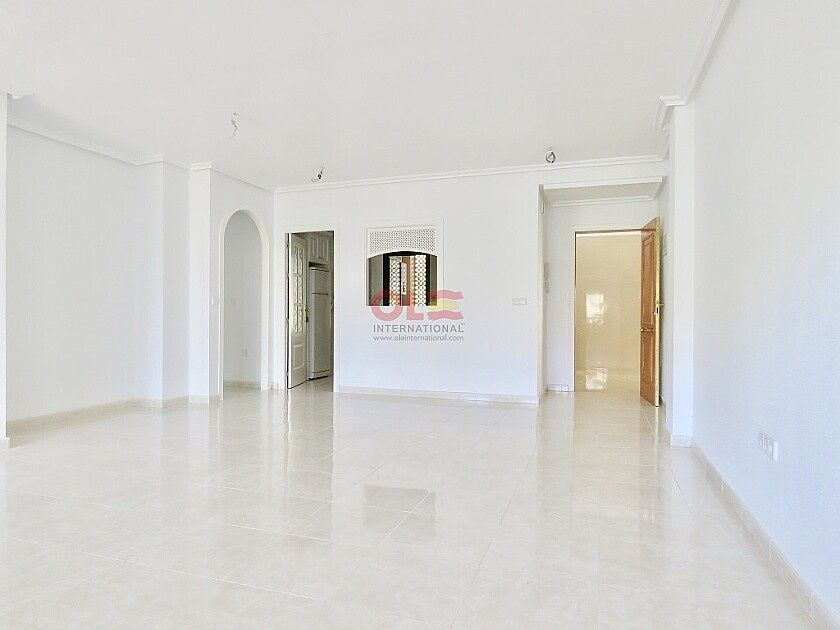 Apartment in Orihuela Costa, Spain, 109 m² - picture 4