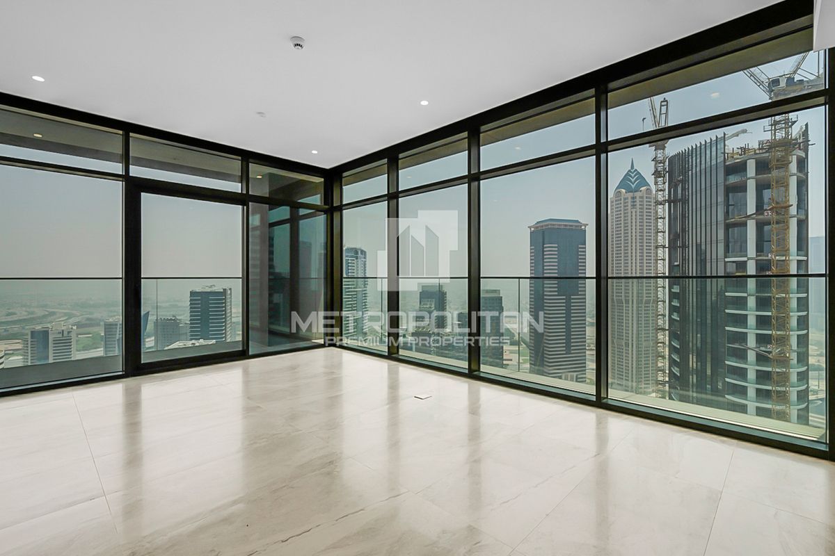 Apartment in Dubai, UAE, 162 m² - picture 1