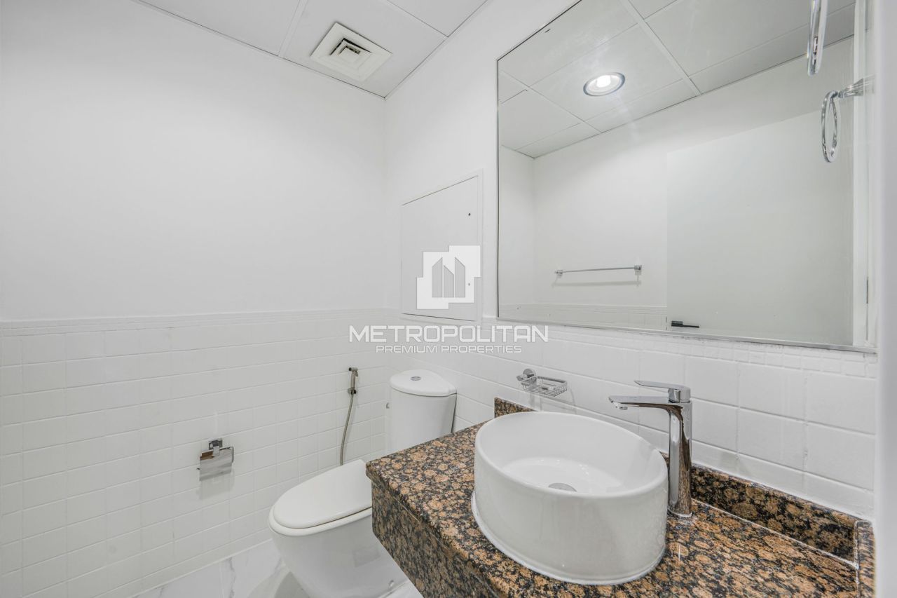 Apartment in Dubai, UAE, 110 m² - picture 15