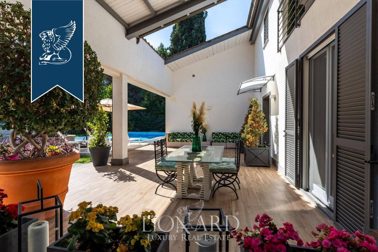 Villa en Roma, Italia, 1 000 m² - imagen 5