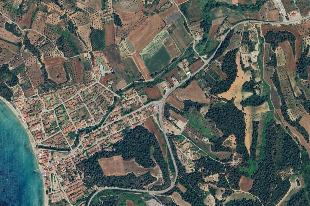 Grundstück in Chalkidiki, Griechenland, 4 142 m² - Foto 1