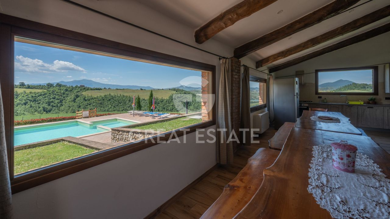 House in Viterbo, Italy, 373.45 m² - picture 14