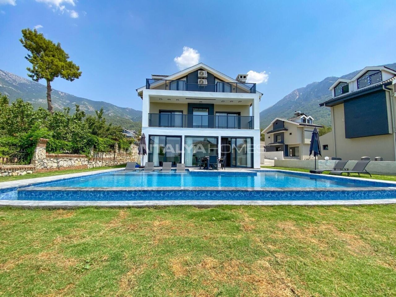 Villa en Fethiye, Turquia, 205 m² - imagen 1