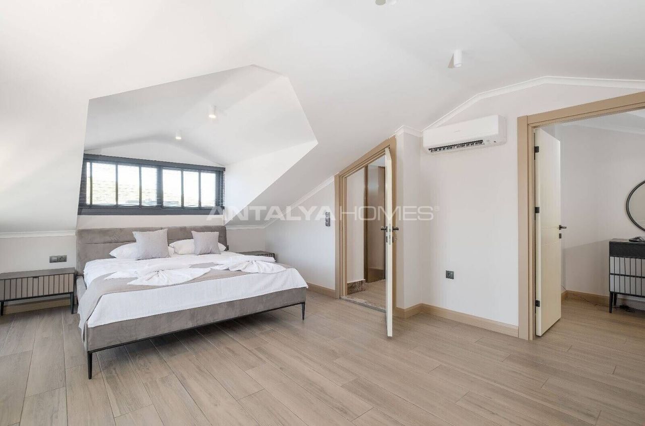 Villa à Fethiye, Turquie, 200 m² - image 15