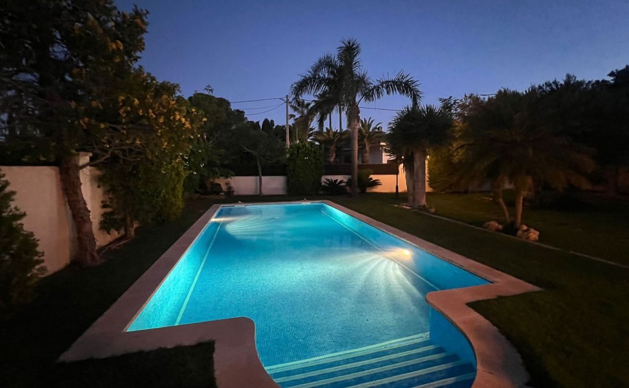 Maison à Mont-roig del Camp, Espagne, 310 m² - image 17