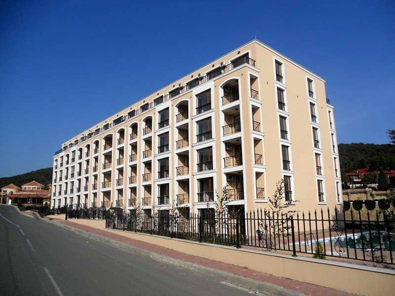 Flat in Elenite, Bulgaria, 35 m² - picture 1