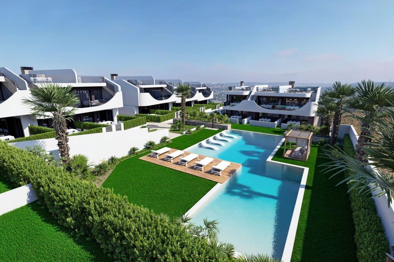 Bungalow en San Miguel de Salinas, España, 70 m² - imagen 1