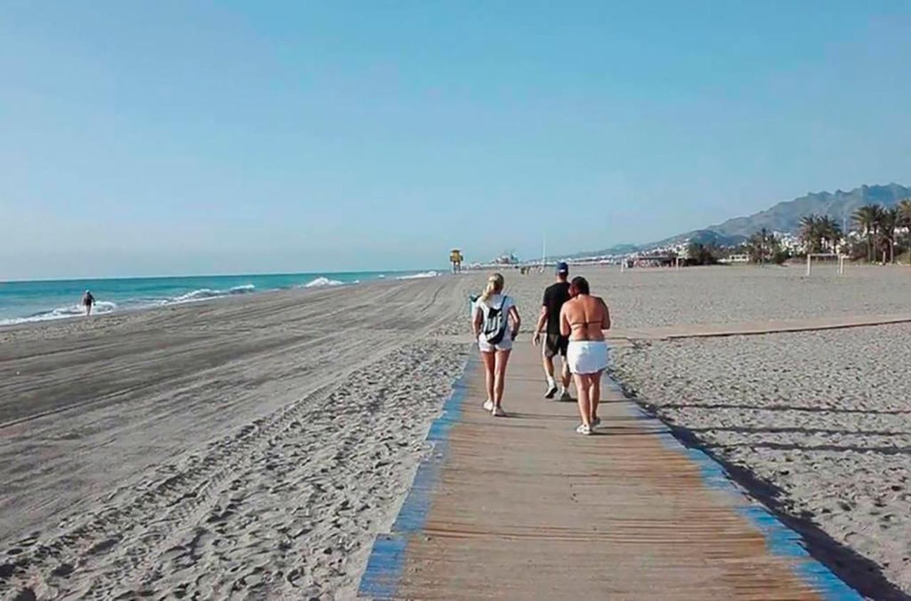 Villa à Vera, Espagne, 101 m² - image 11