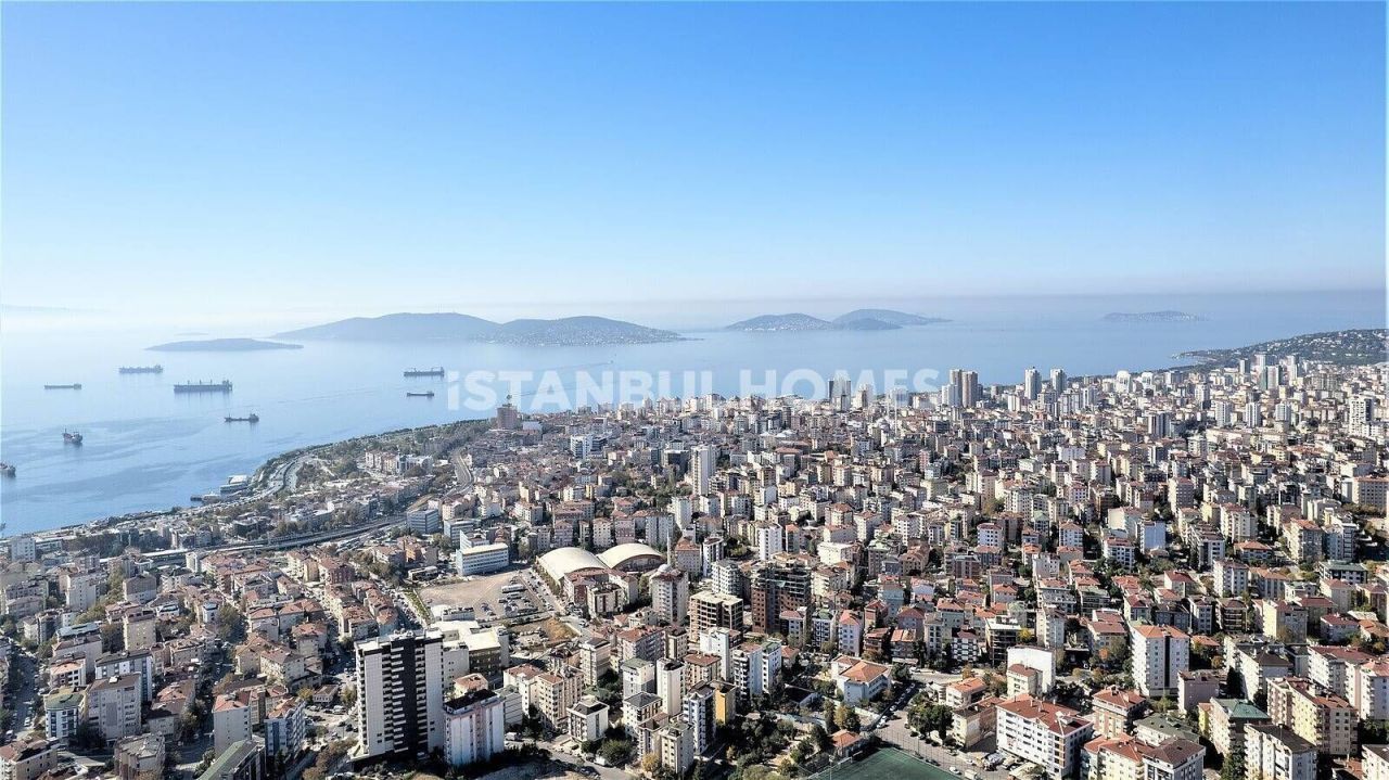 Penthouse in Kartal, Turkey, 350 m² - picture 1