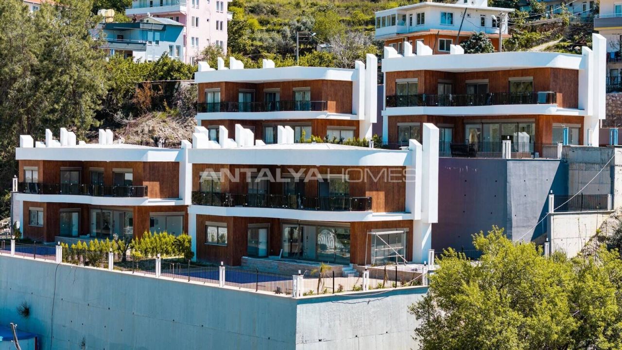 Villa in Alanya, Turkey, 200 m² - picture 1