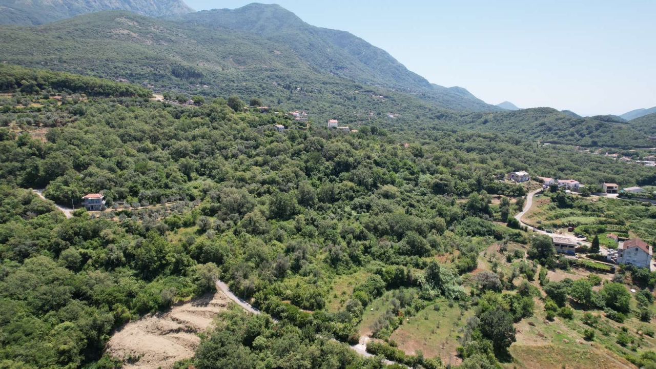 Land in Radanovici, Montenegro, 3 000 m² - picture 13