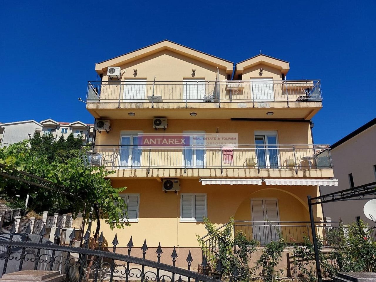Apartment in Igalo, Montenegro, 42 m² - Foto 1
