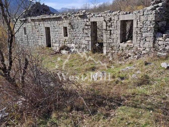 Terreno Ledenice, Montenegro, 93 700 m² - imagen 1