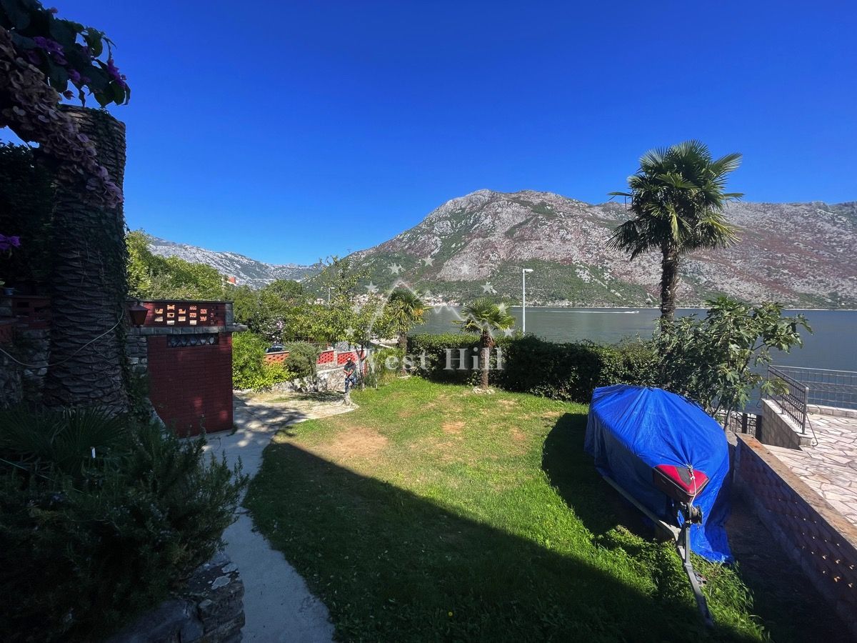 Terreno en Stoliv, Montenegro, 813 m² - imagen 1