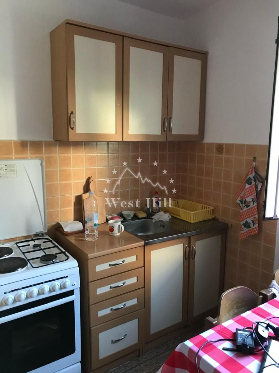 Casa en Herceg-Novi, Montenegro, 105 m² - imagen 4