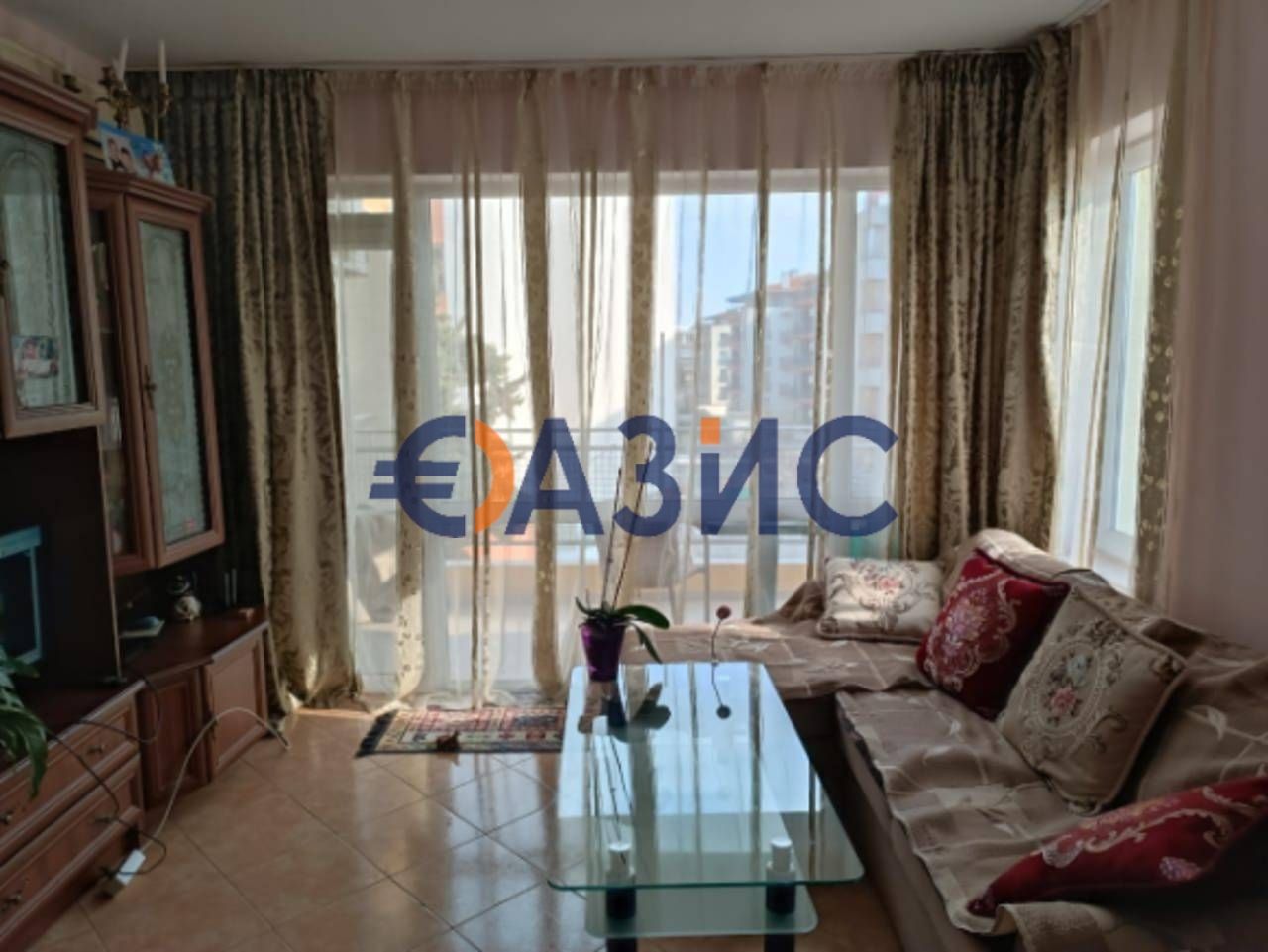 Appartement à Slantchev Briag, Bulgarie, 60 m² - image 1
