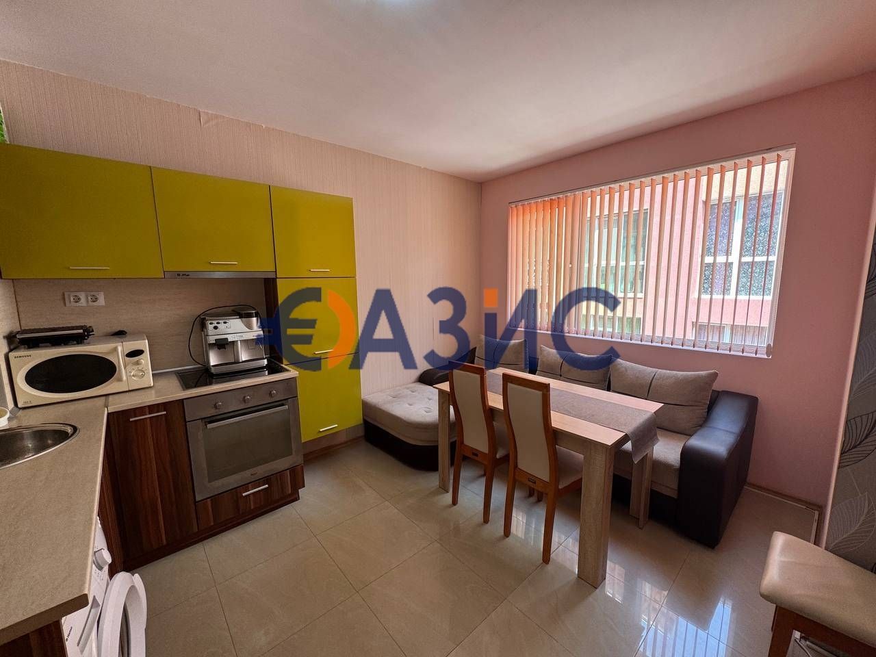 Apartamento en Nesebar, Bulgaria, 77 m² - imagen 1