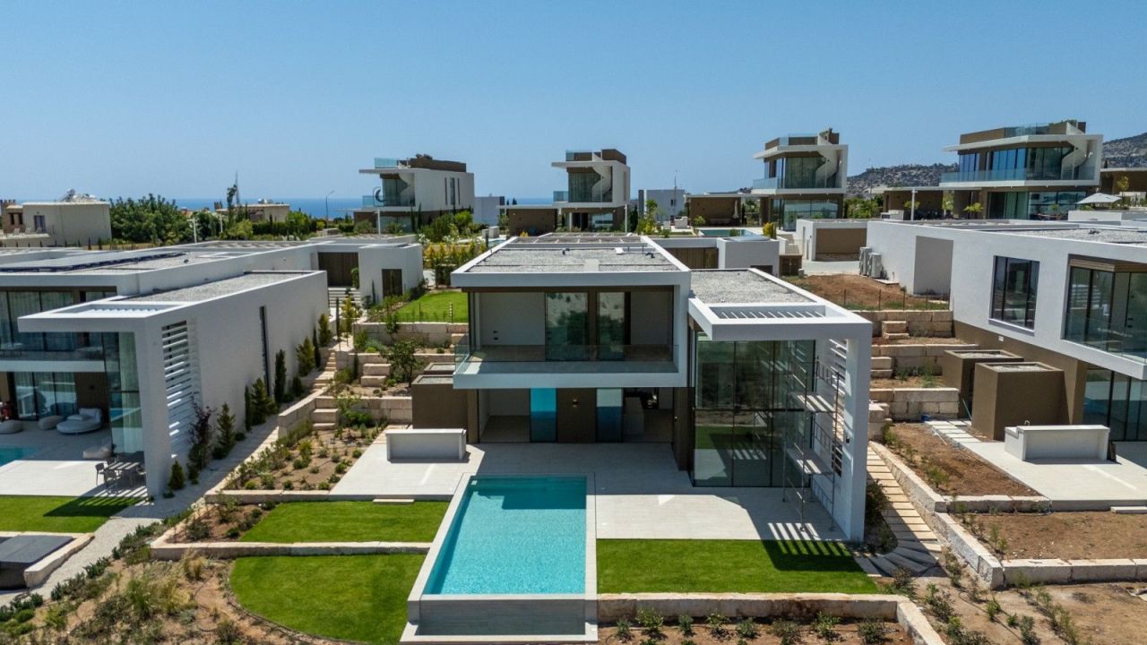 Villa in Paphos, Cyprus, 353 m² - picture 1