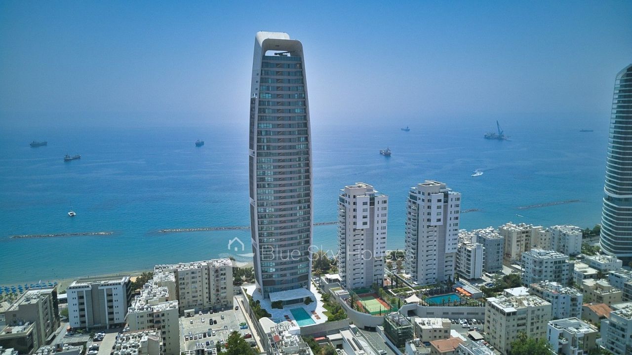 Apartment in Limassol, Cyprus, 166 m² - picture 1