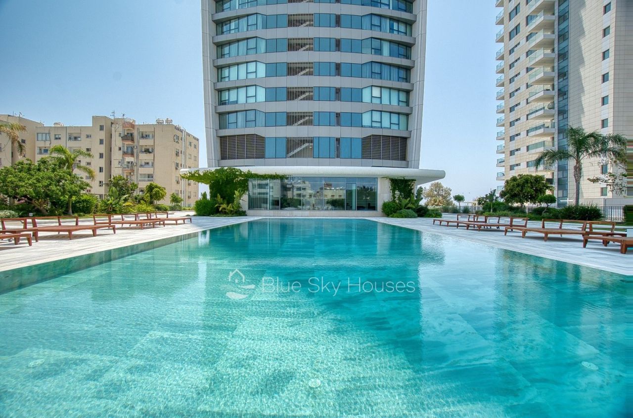 Apartment in Limassol, Cyprus, 160 m² - picture 2