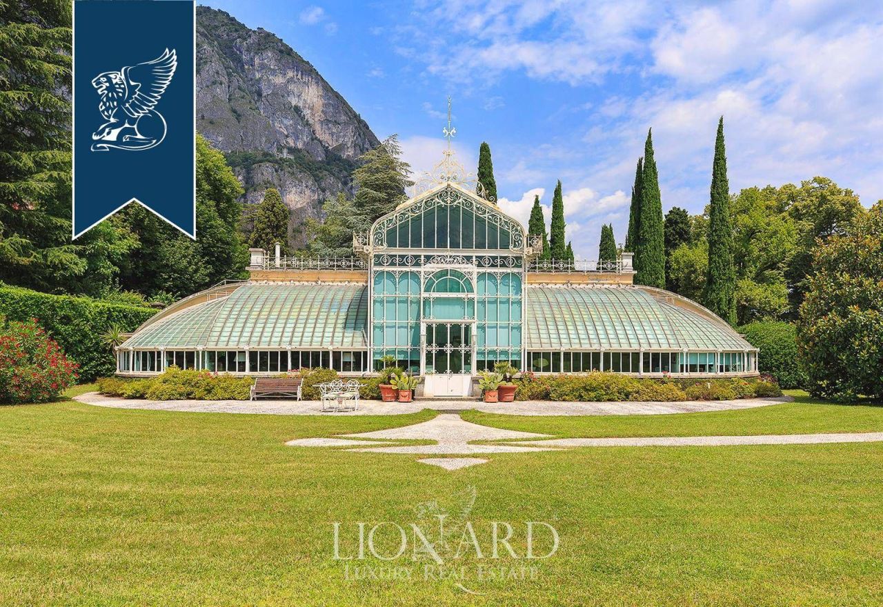 Villa in Griante, Italy, 380 m² - picture 1