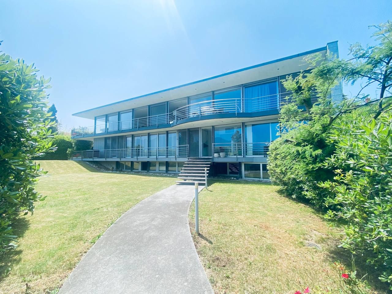 Villa in Lugano, Switzerland, 540 m² - picture 2